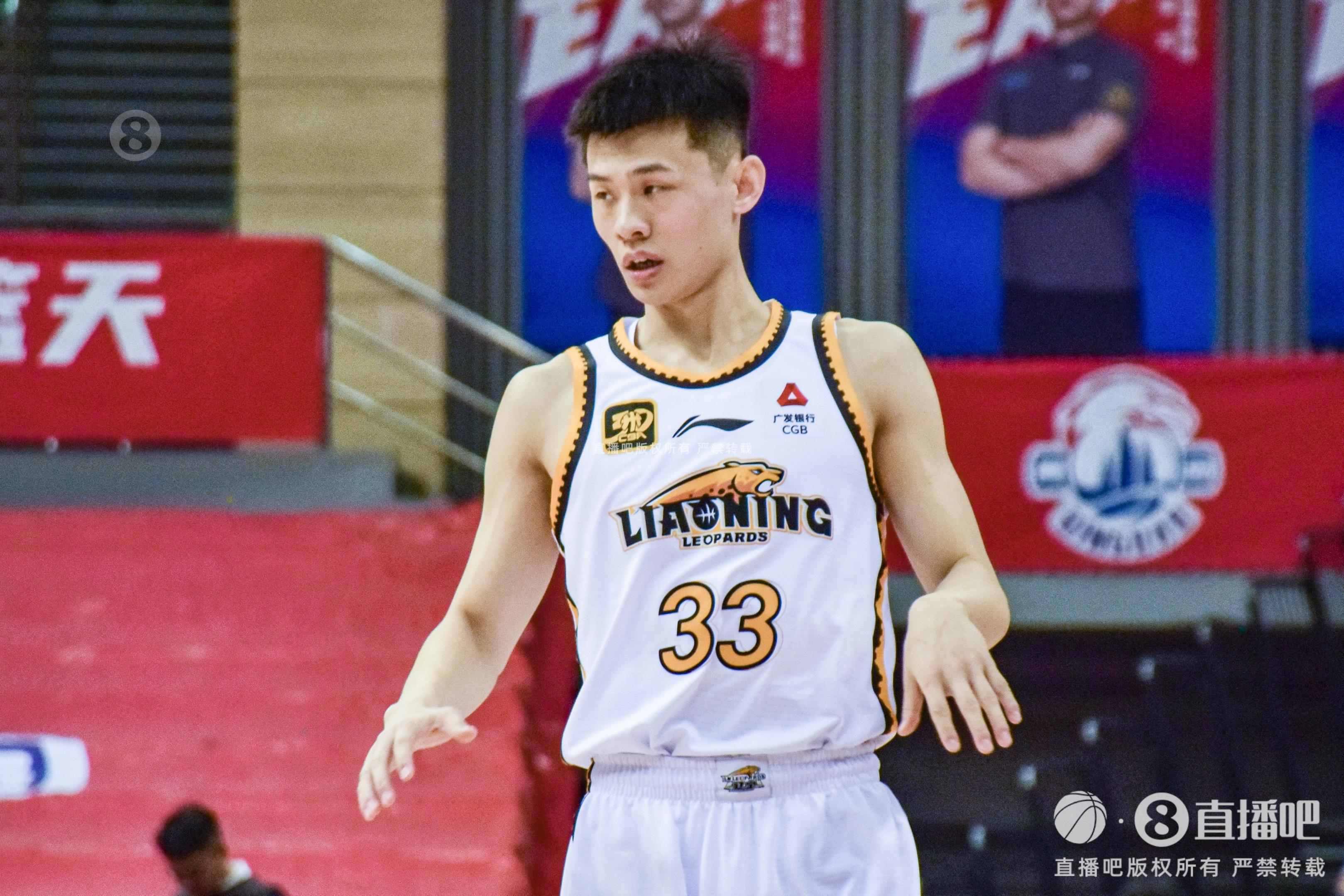 盡力了！王嵐嵚末節(jié)2記三分 全場18分鐘4中3拿到10分